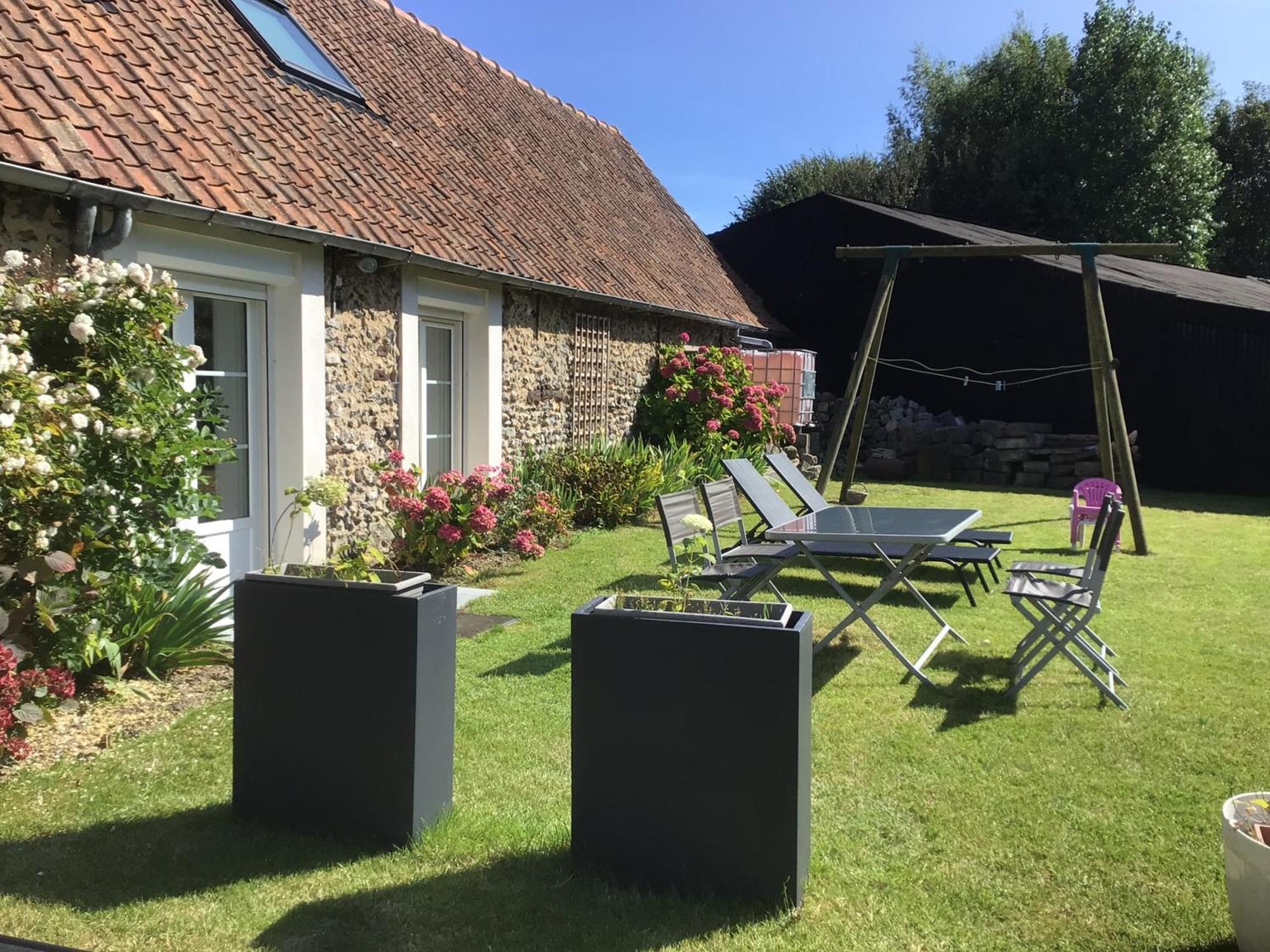 Gite 2 Ferme De La Haute 埃斯卡勒 外观 照片